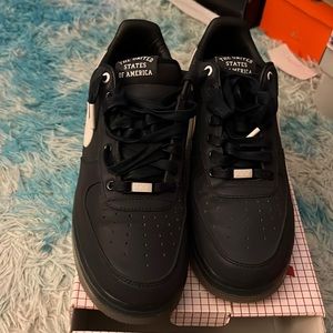 Air Force 1 low max air NRG size 8-stock 532252-410